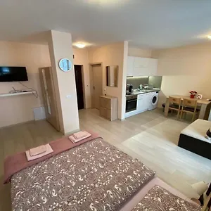 https://apartment-the-mall.sofiahotelsbg.com