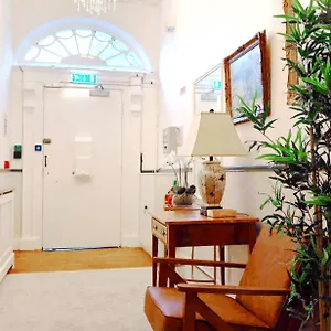 https://historic-property-4.dublin-hotelsweb.com